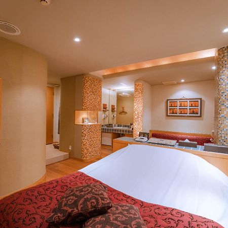 Eight Prince Hotel -Adult Only- Τοκοροζάβα Εξωτερικό φωτογραφία