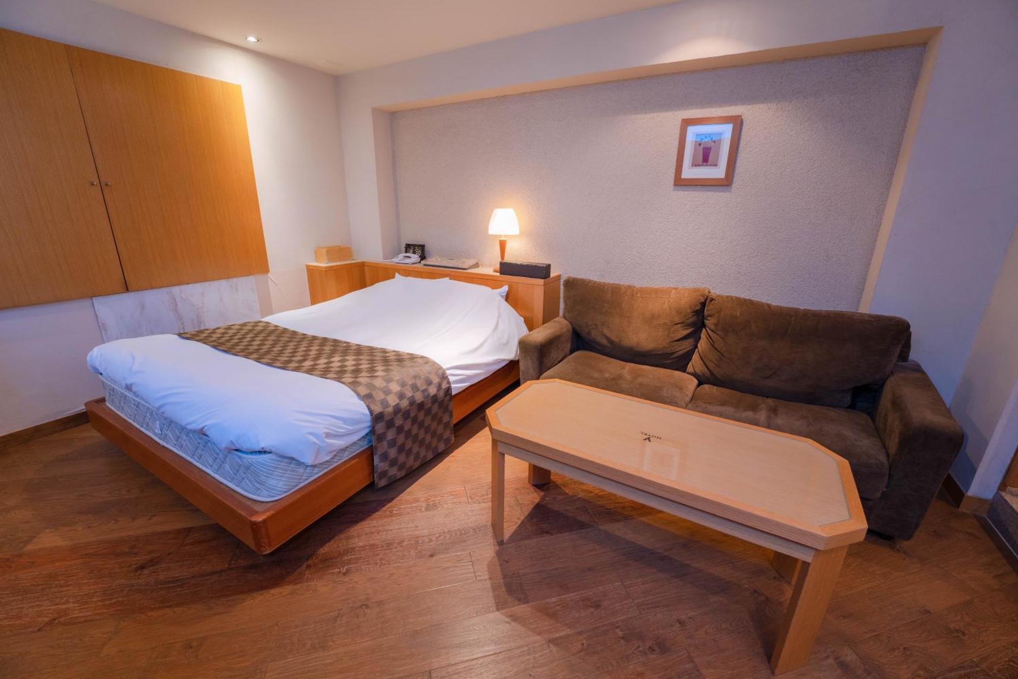 Eight Prince Hotel -Adult Only- Τοκοροζάβα Εξωτερικό φωτογραφία