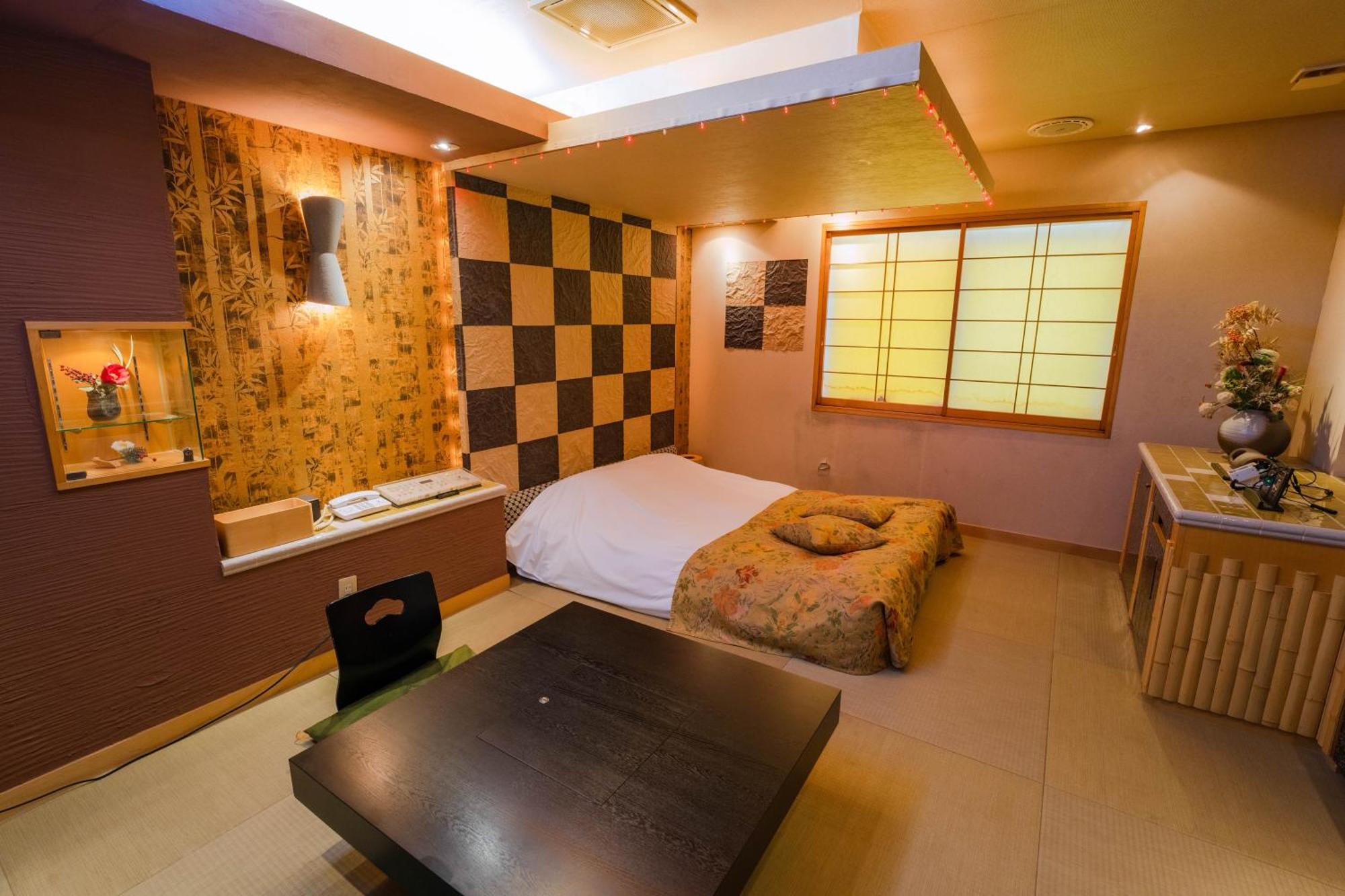 Eight Prince Hotel -Adult Only- Τοκοροζάβα Εξωτερικό φωτογραφία